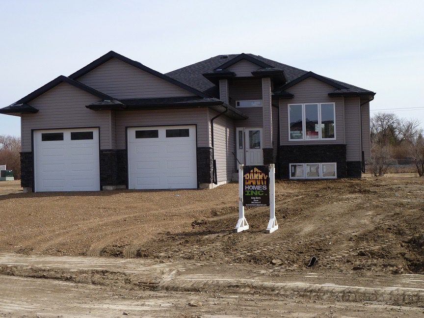 home builder saskatoon